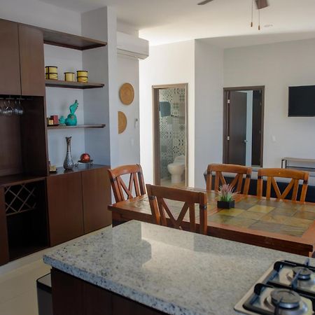 2Br/2Ba Condo 1 Block To Ocean! - Unit 6 Mazatlán Extérieur photo